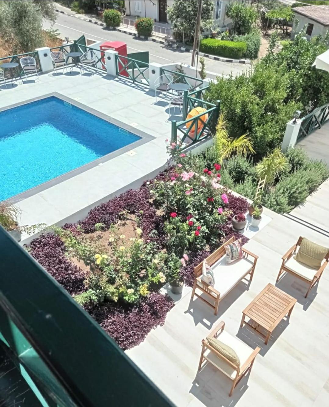 Dervise Mehmet Guest House Lefka  Buitenkant foto